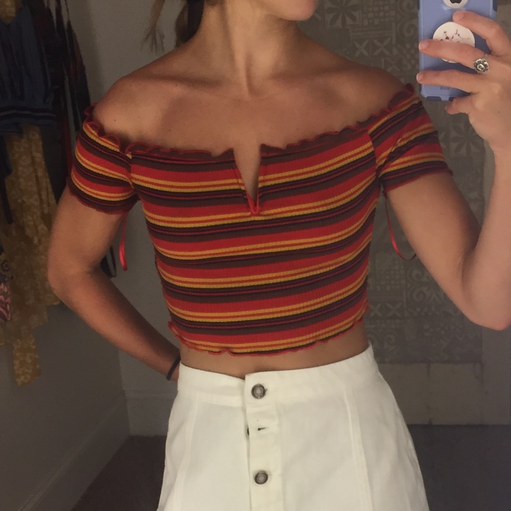 Striped crop top.